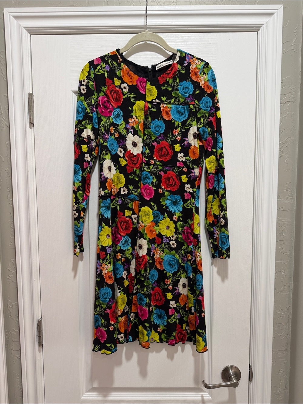 Alice + Olivia Black Floral Long-Sleeve A-Line Dress